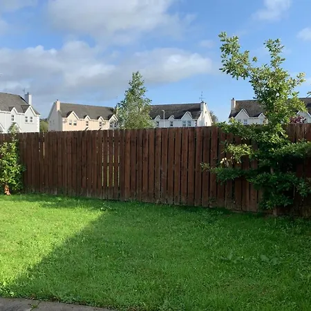 Elm Park Escape - 4 Bed Self-catering Holiday